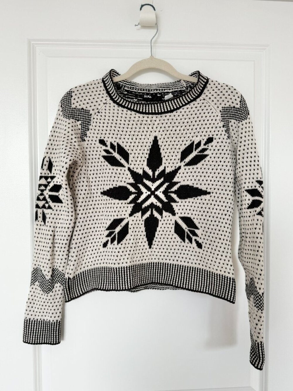 Snow Bunny Urban Outfitters BDG Snowflake Fair Isle Crewneck Knit Sweater Small